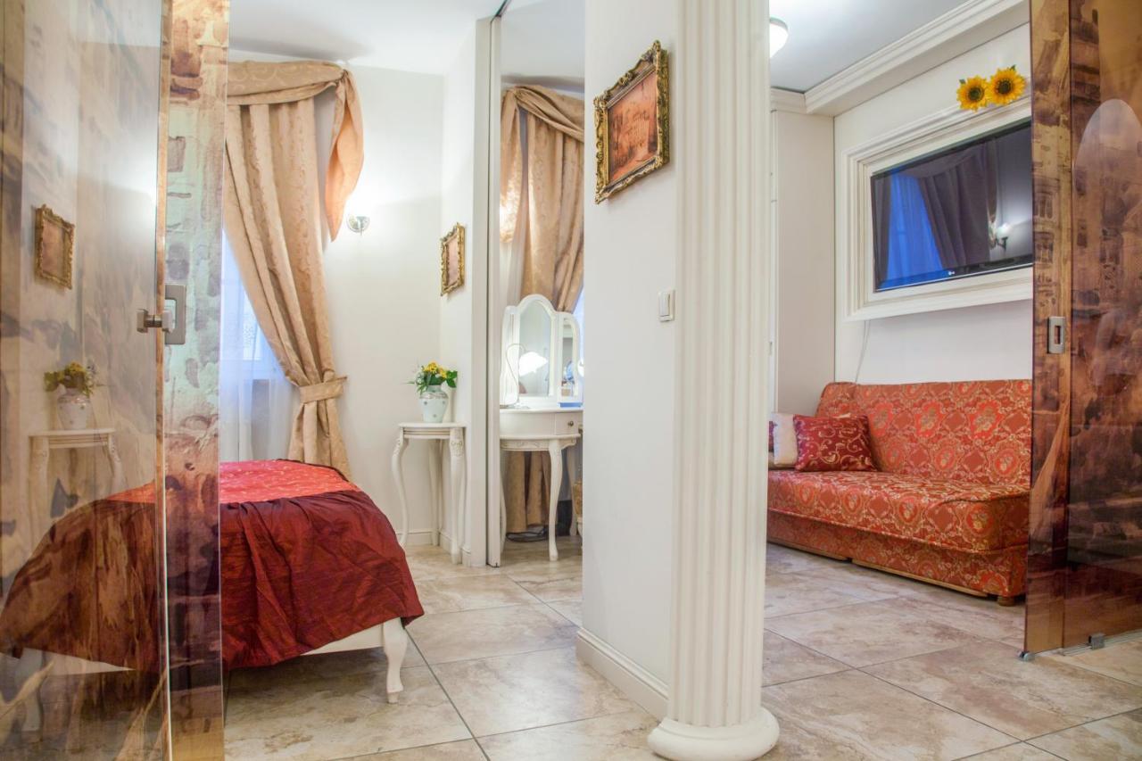 Empire Apartment Варшава Экстерьер фото